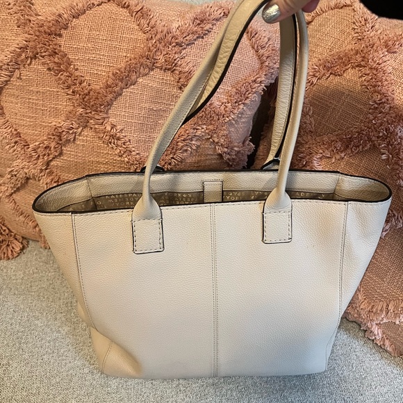 Beige Kate Spade purse - Picture 4 of 11